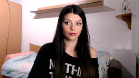 Snapshot of babydoll122060 chatting on January 2025 08:49:01 PM Eli online show from January 2025 08:49:01 PM