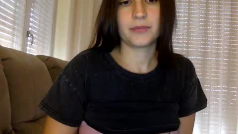 Snapshot of babyelodie12 chatting on October 2025 12:18:02 PM BabyElodie12 online show from October 2025 12:18:02 PM