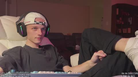 Big cock boy online show from January 2025 02:14:01 AM