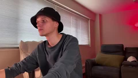 Big cock boy online show from February 2025 08:58:02 PM