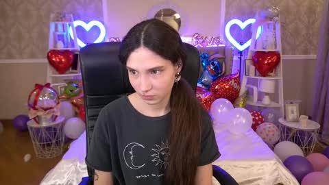 Snapshot of babyflowerr chatting on February 2025 02:16:02 AM Sasha online show from February 2025 02:16:02 AM