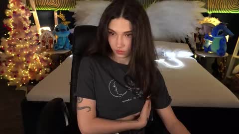Snapshot of babyflowerr chatting on January 2026 08:22:01 PM Sasha online show from January 2026 08:22:01 PM
