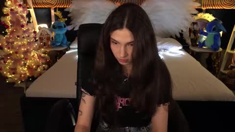 Snapshot of babyflowerr chatting on January 2026 08:03:01 PM Sasha online show from January 2026 08:03:01 PM