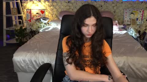 Snapshot of babyflowerr chatting on April 2026 07:04:02 PM Sasha online show from April 2026 07:04:02 PM