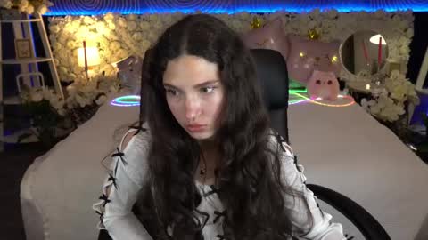 Snapshot of babyflowerr chatting on May 2026 06:59:01 PM Sasha online show from May 2026 06:59:01 PM