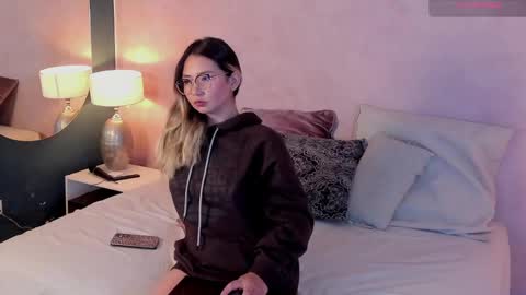 babyfoxxx_ online show from May 2026 11:39:01 AM