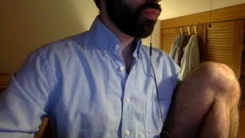 Tom A.    online show from March 2025 07:03:02 PM