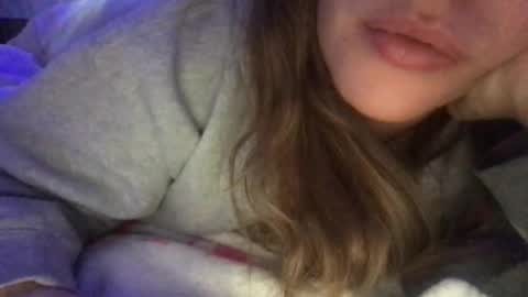 Snapshot of babyhoney333 chatting on February 2026 03:05:02 AM babyhoney333 online show from February 2026 03:05:02 AM