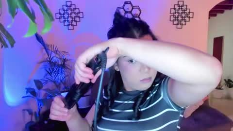 babyhot_zaam_ online show from July 2026 04:09:01 PM