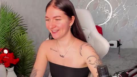 Sophia online show from February 2026 06:22:01 AM