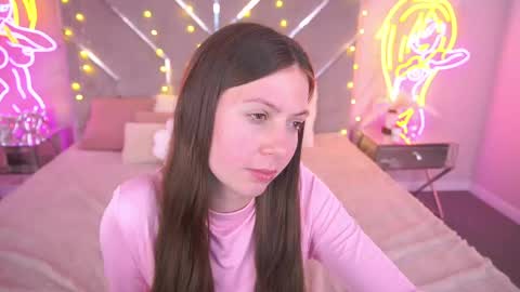 Lady Vi online show from May 2026 04:15:02 PM