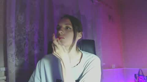 Sonya online show from April 2026 08:15:01 PM