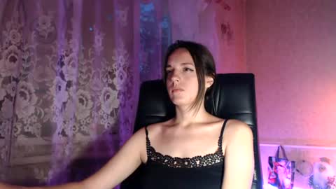 Sonya online show from July 2026 06:02:02 PM