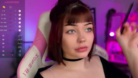 Nika online show from September 2025 09:27:01 PM