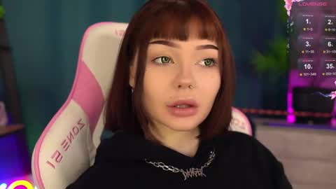 Nika online show from September 2025 09:42:01 PM