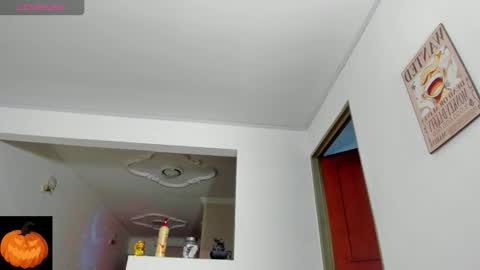 babysittert online show from October 2025 06:30:01 AM