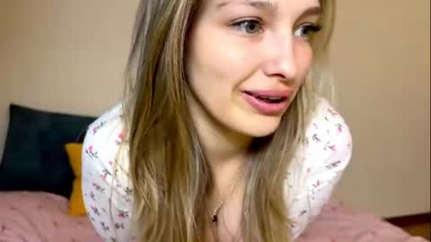 babyy_miley online show from July 2026 09:06:02 PM