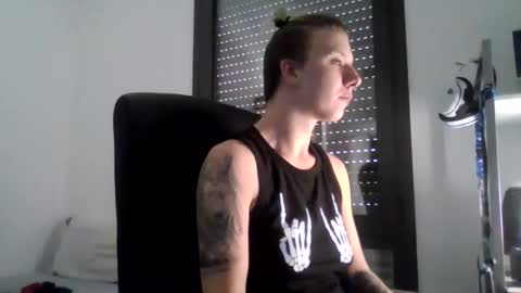 Snapshot of backuphoney chatting on October 2025 10:49:01 AM Honey online show from October 2025 10:49:01 AM