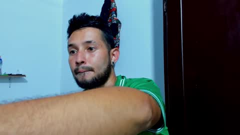 Snapshot of bad__couple_ chatting on October 2025 06:47:01 PM s online show from October 2025 06:47:01 PM