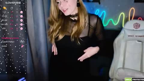 Snapshot of bad_girl009 chatting on October 2025 04:30:01 PM Lin online show from October 2025 04:30:01 PM