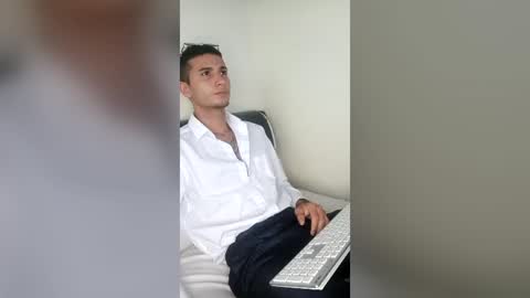 alejo 18cm online show from July 2026 08:00:01 PM