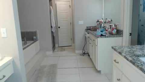 HotWifeFun32 online show from April 2026 04:33:02 AM