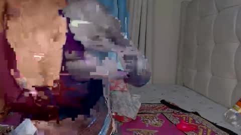 Snapshot of baddie_caramell chatting on October 2025 04:22:01 AM baddie_caramell online show from October 2025 04:22:01 AM