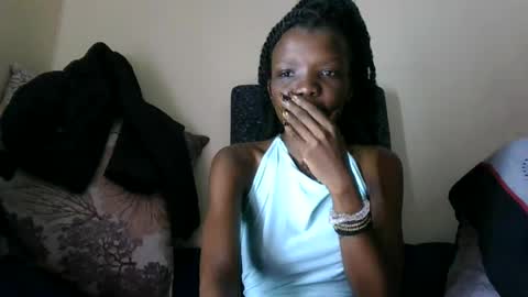 baddie_floxxy online show from May 2026 04:07:02 AM