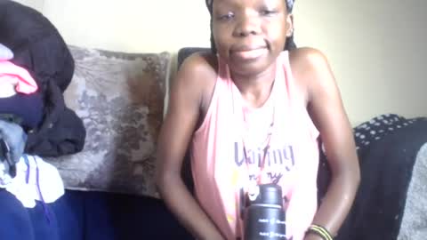 baddie_floxxy online show from June 2026 02:47:02 AM