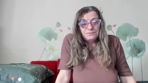 Snapshot of badgg chatting on March 2026 12:18:01 PM Gina online show from March 2026 12:18:01 PM