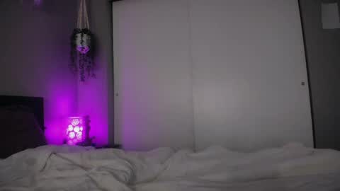Jade online show from May 2026 02:53:02 AM