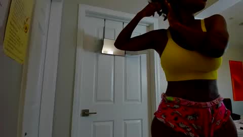 badgurldnay online show from September 2025 03:46:02 PM