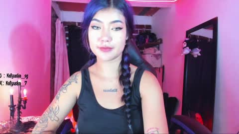 Snapshot of badkatyuska chatting on December 2024 11:36:02 PM Please help me to reach 100 thumbs up online show from December 2024 11:36:02 PM