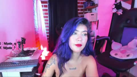 Snapshot of badkatyuska chatting on December 2024 07:53:02 PM Please help me to reach 100 thumbs up online show from December 2024 07:53:02 PM