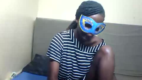 Snapshot of bads_girles chatting on January 2026 05:06:02 PM bads_girles online show from January 2026 05:06:02 PM