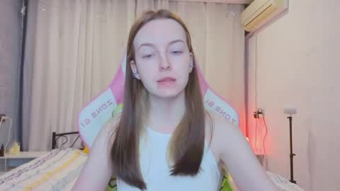 Snapshot of bae_cake_ chatting on May 2026 02:19:02 AM Alice online show from May 2026 02:19:02 AM