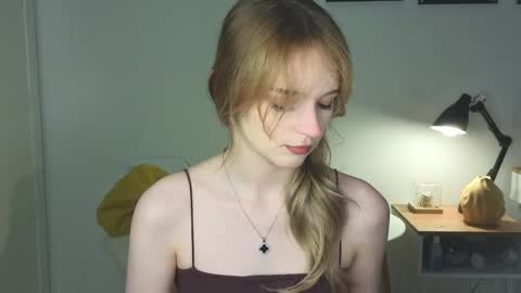 Snapshot of baeyoda chatting on April 2026 04:04:02 PM Kate online show from April 2026 04:04:02 PM