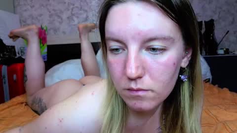 holly online show from May 2026 03:38:01 PM