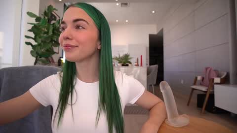 Snapshot of bailey_eilish chatting on January 2025 01:41:01 PM Bailey online show from January 2025 01:41:01 PM