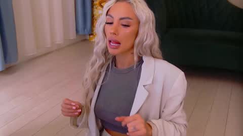 bailey_rush online show from March 2026 06:37:02 PM