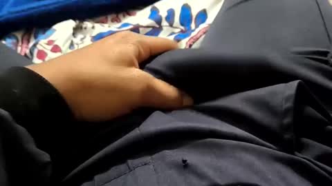 Snapshot of bajoceroo10 chatting on December 2025 01:11:01 AM bajoceroo10 online show from December 2025 01:11:01 AM