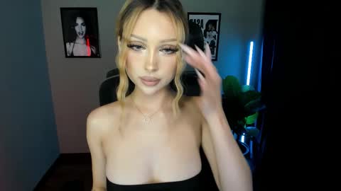 Snapshot of baklajan1907 chatting on September 2025 04:50:02 PM Baklajan online show from September 2025 04:50:02 PM