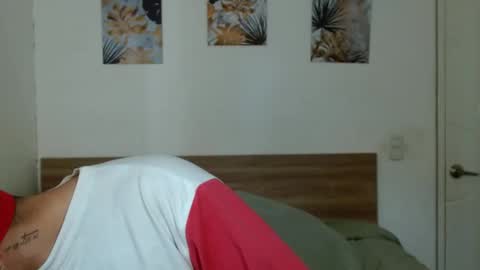 Andres -  online show from December 2024 03:31:02 PM