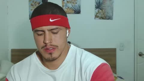 Andres -  online show from February 2025 02:40:02 AM