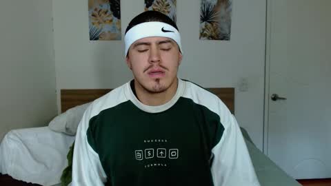 Andres -  online show from February 2025 01:32:01 PM