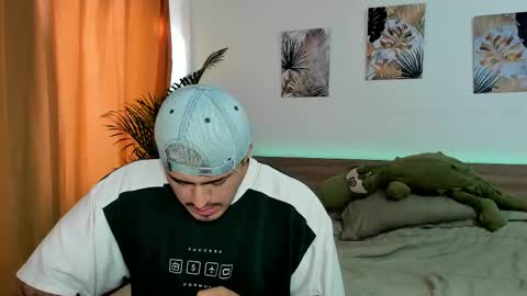 Andres -  online show from March 2025 12:52:02 PM