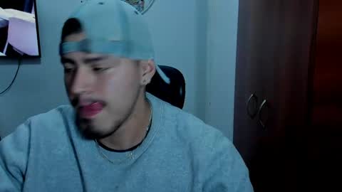 Andres -  online show from May 2026 03:02:01 AM
