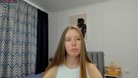 Snapshot of bam_bi chatting on February 2025 10:50:02 AM Kira online show from February 2025 10:50:02 AM