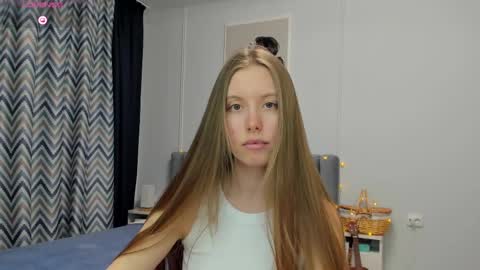 Snapshot of bam_bi chatting on February 2025 07:31:02 PM Kira online show from February 2025 07:31:02 PM