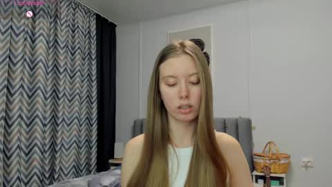 Snapshot of bam_bi chatting on March 2025 01:31:02 AM Kira online show from March 2025 01:31:02 AM